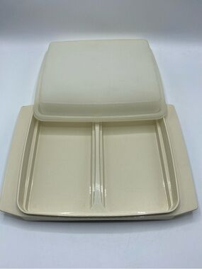Vintage USA Tupperware Deviled Egg Keeper Lid #723 Beige NO INSERTS Deli Meat